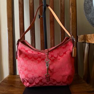 Vintage Coach Hamptons Signature Jacquard Shoulder Bag Red Coral Y2K